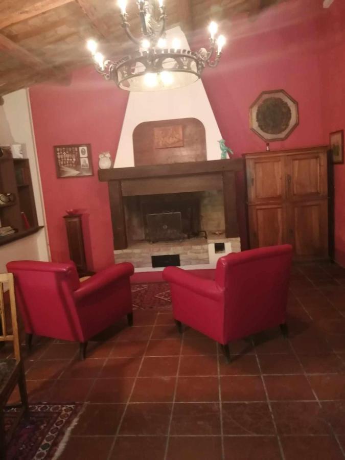 Beb Le Case Rosse Bed and Breakfast Verucchio Exterior foto